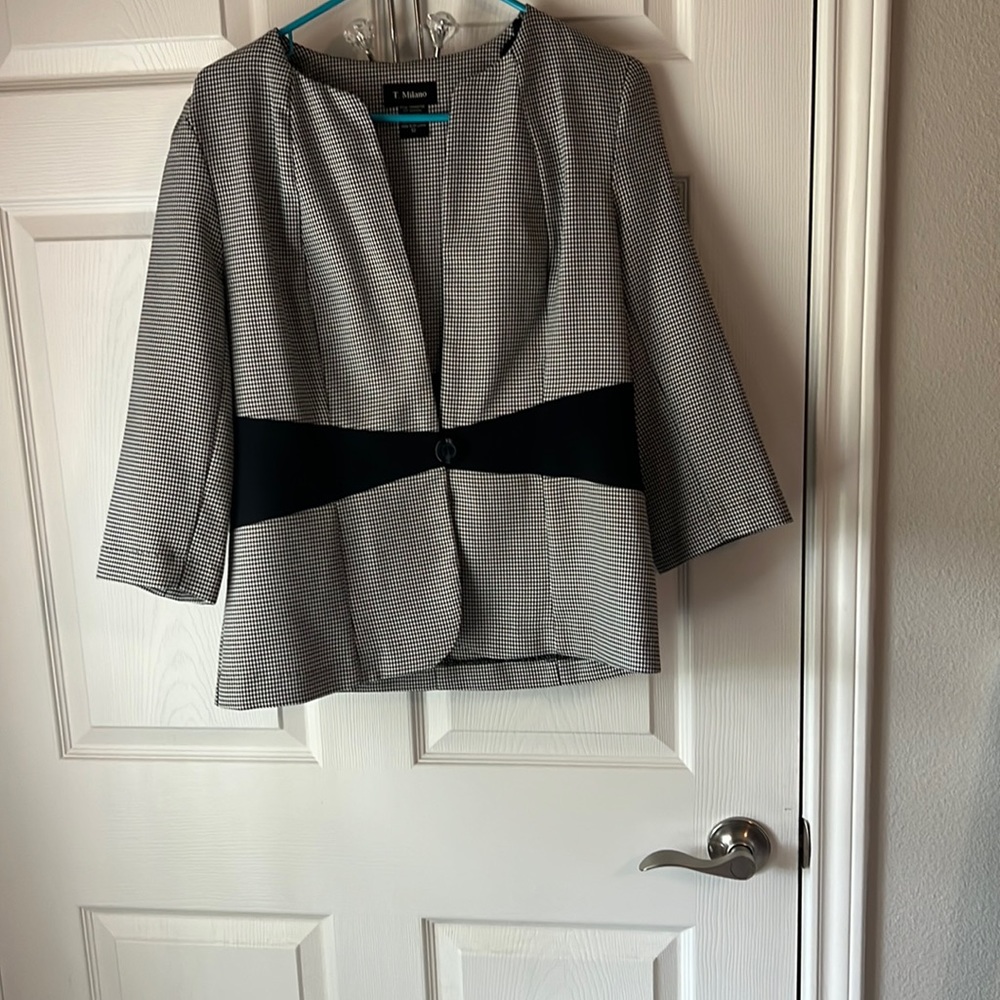 A wonderful two piece set